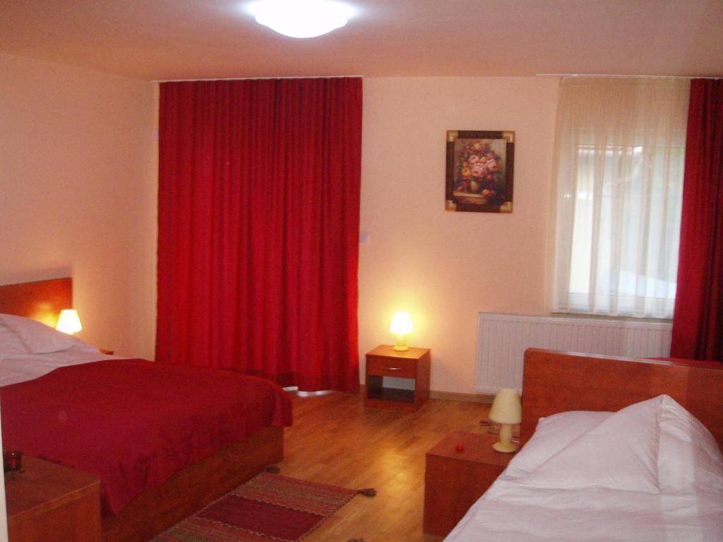 Hotel Jezero Szarajevó Kültér fotó