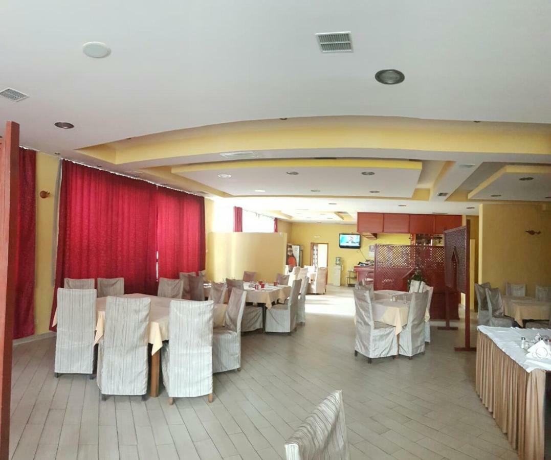 Hotel Jezero Szarajevó Kültér fotó